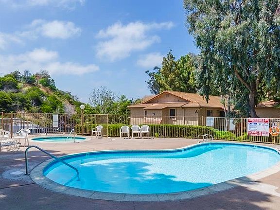 3rd image of 265 Loma Alta Dr Unit B8