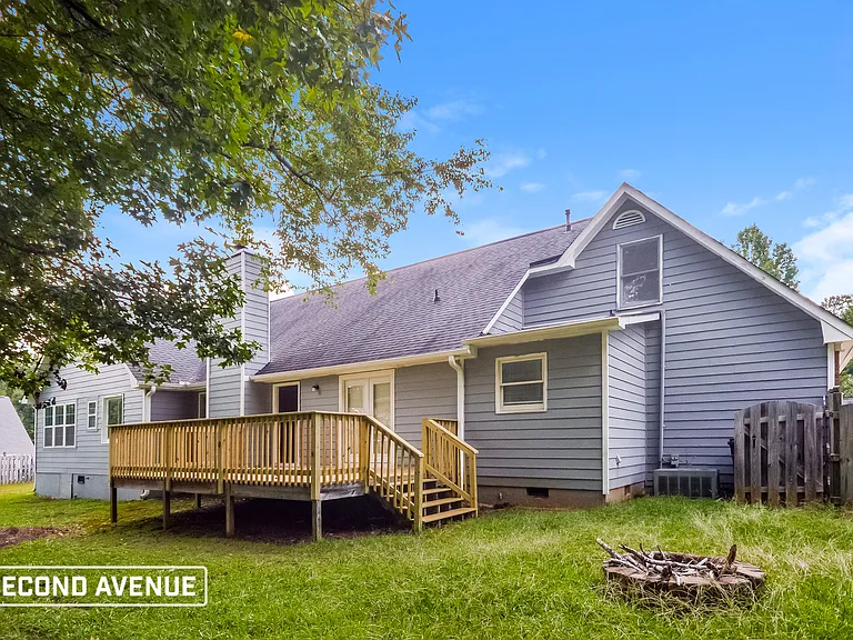 4830 Thornwood Dr — Photo 18
