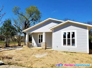 1209 E Leuda St, Fort Worth, TX 76104