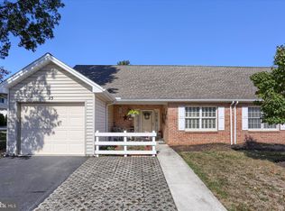 25 Garland Ct, Carlisle, PA 17013