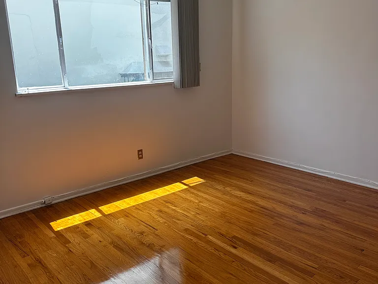 1477 Havenhurst Dr #2 — Photo 29