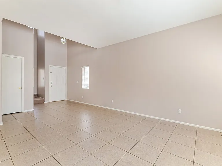 5891 Gentleslope St — Photo 5