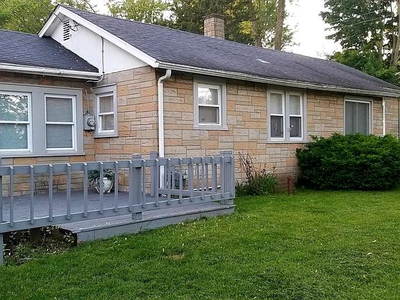 4th image of 715 W Van Hoesen Blvd
