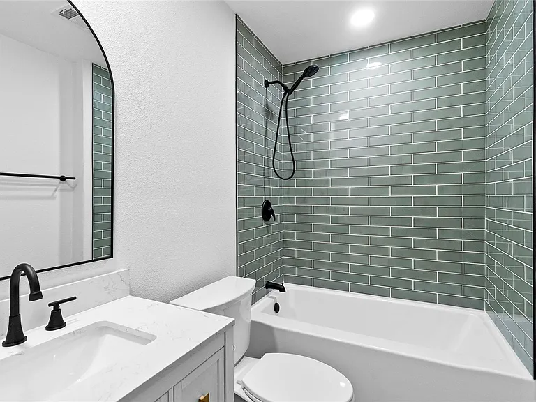 1503 Avenue P #R1 — Photo 9