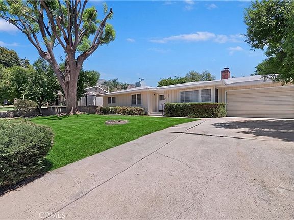 2nd image of 5045 Sierra Rd