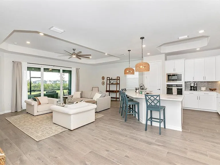 17672 Santorini Ct — Photo 18