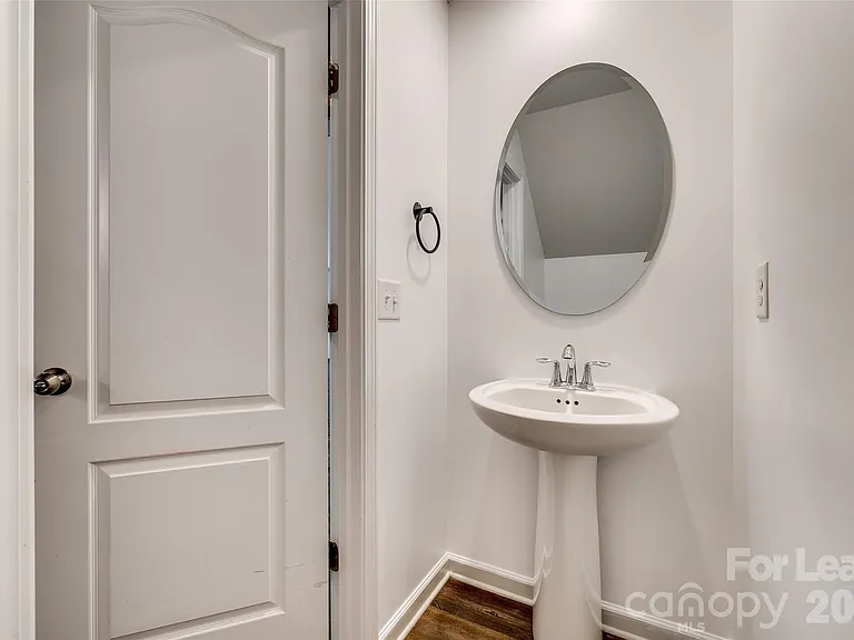 1131 Ava Trail Ln — Photo 5
