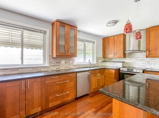 72 Roywood Dr, Toronto, ON M3A 2E1