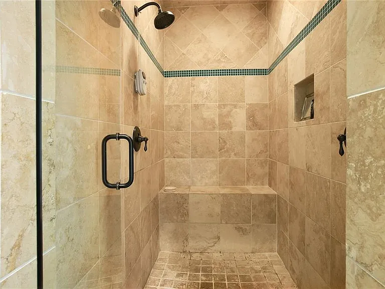 1084 Country Ln NE — Photo 24