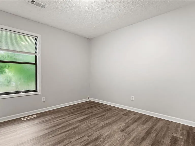 1095 Mountain Springs Dr NW — Photo 29