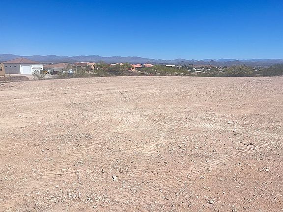 4th image of 370 Jingle Bob Rd #77