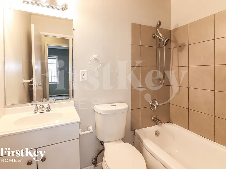9312 Stark Ave — Photo 8