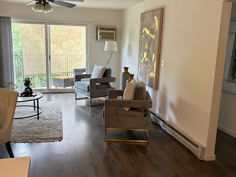 1743 Carmel Dr #17 — Photo 3