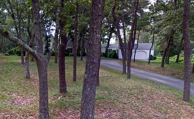 Waterview Wooded Oasis