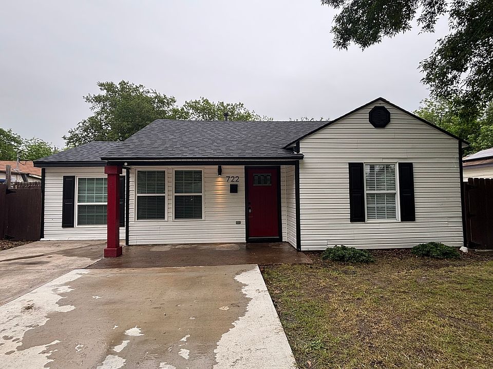 1st image of 722 SE 11th St