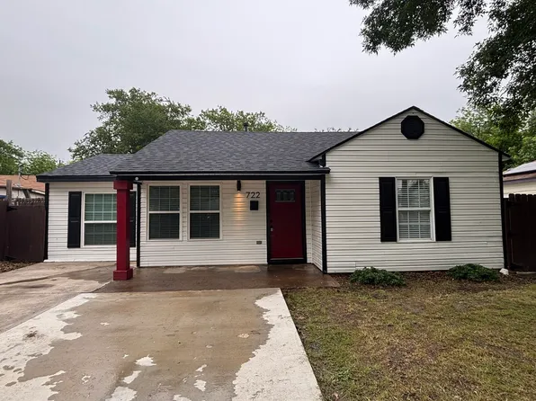 722 SE 11th St, Grand Prairie, TX 75051