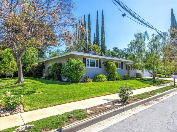 919 Chestnut Ave, Redlands, CA 92373
