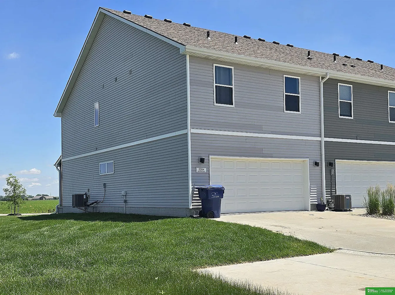 3 bed, 1631 sqft, $2,075 — Photo 4