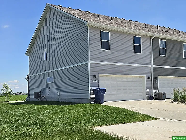 2264 N Aaron Way — Photo 6