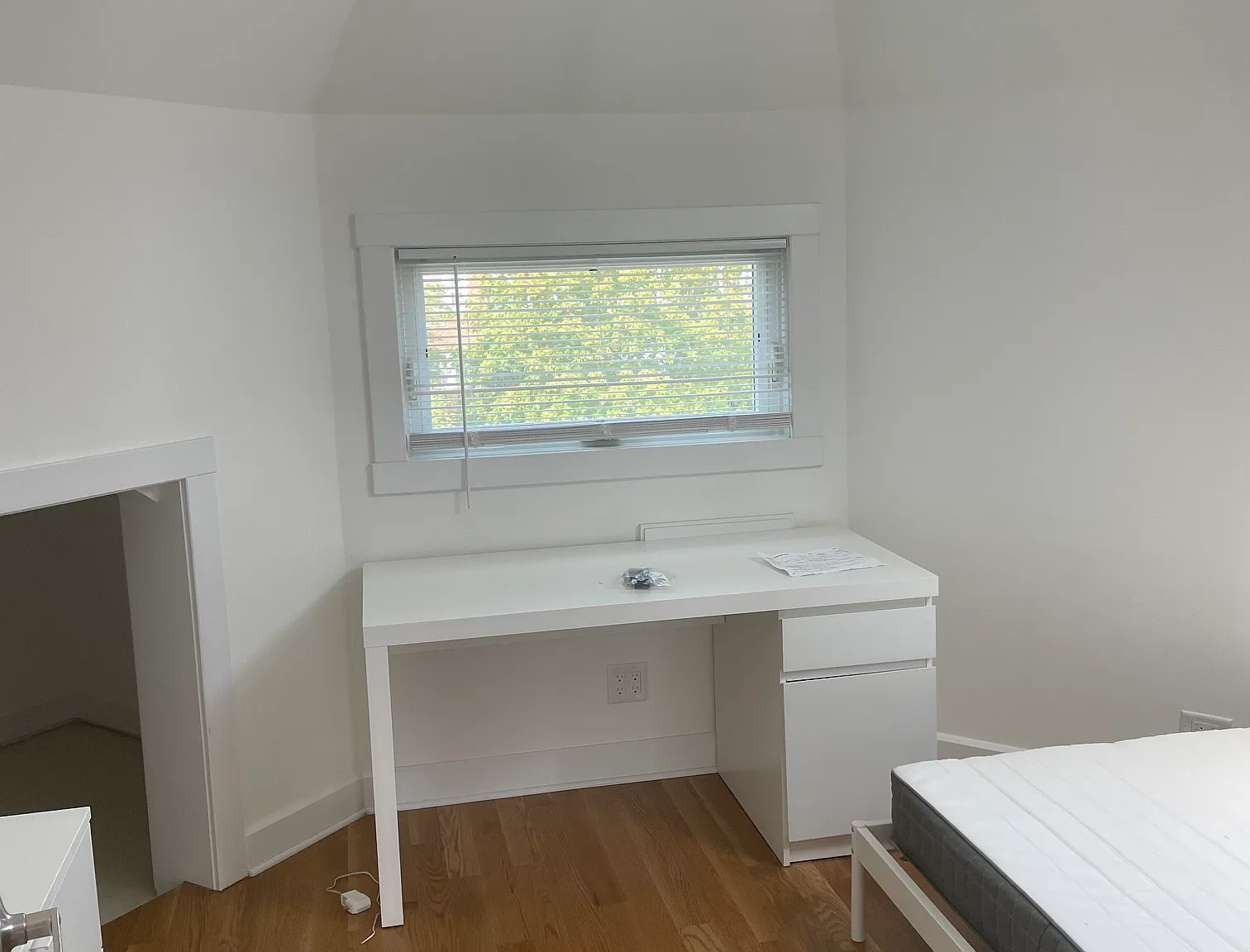 9 bed, 2000 sqft, $14,000 — Photo 3