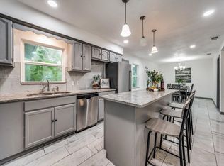 3831 Vanette Ln, Dallas, TX 75216