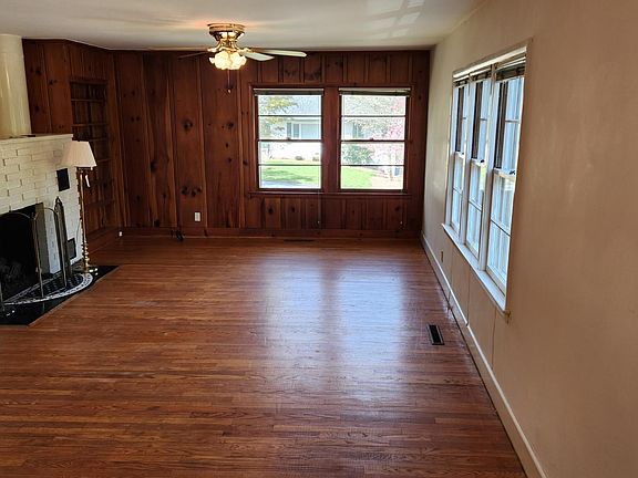3rd image of 2114 N Stoney View Ct