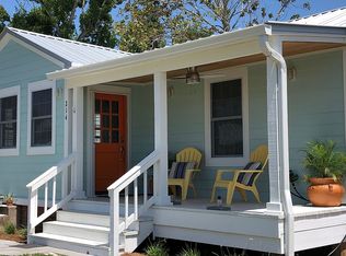 214 9th St, Port Saint Joe, FL 32456