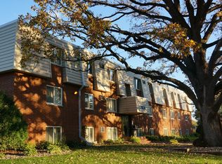 1624 10th Ave APT 8, Newport, MN 55055