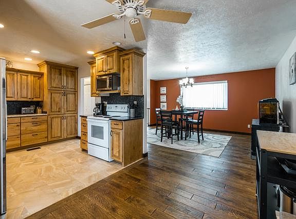 5th image of 7441 W Antonio Dr
