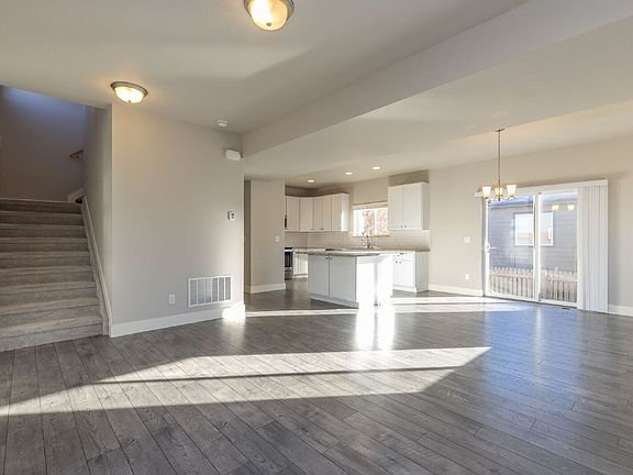 4th image of 1322 Johnston Ct