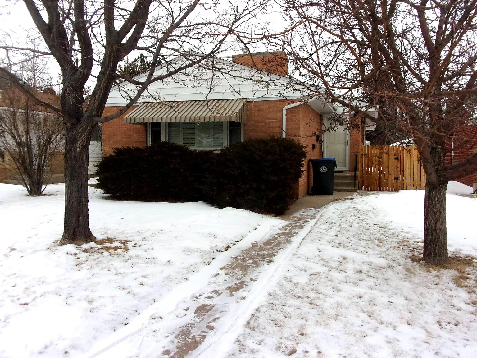 3937 McComb Ave — Photo 1