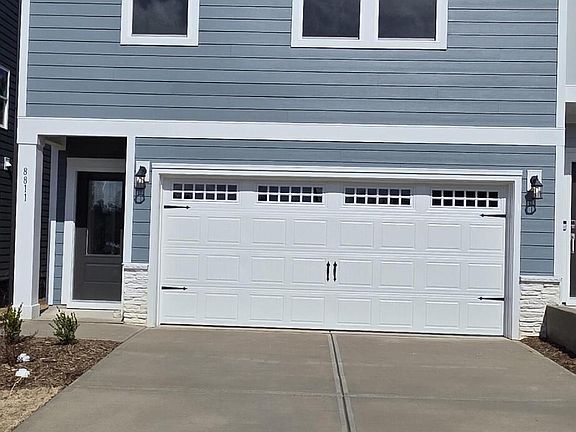 2nd image of 8811 Malmesbury Ln