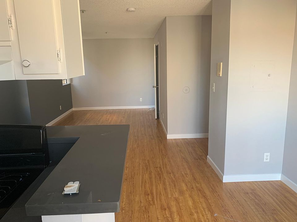 1st image of 1512 Amherst Ave #206