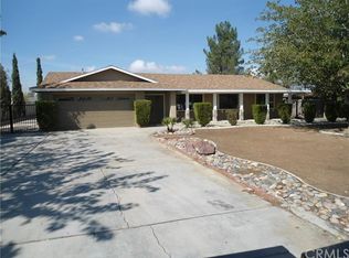 14450 Tonikan Rd, Apple Valley, CA 92307