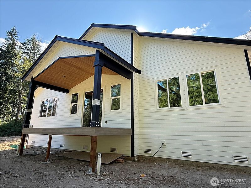 3rd image of 15114 295th Street E