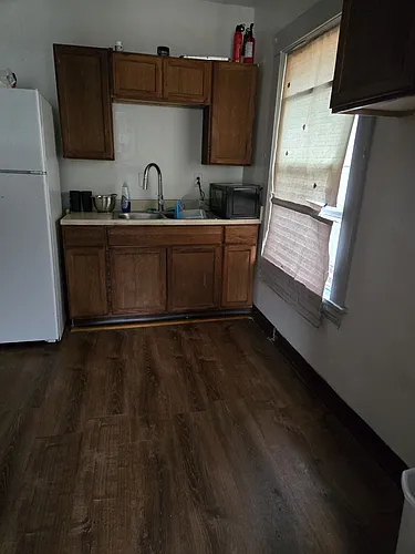 15448 Calcutta Ave Photo 1