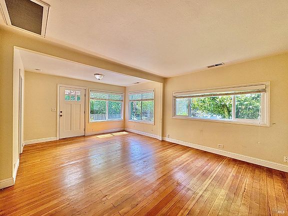 5th image of 17541 Orchard Avenue
