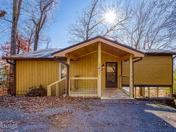 1421 Highway 139, Dandridge, TN 37725