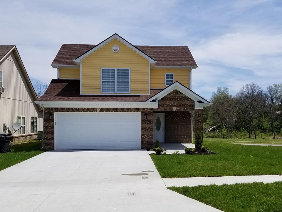 1st image of 385 Oxford Cir