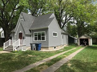 416 6th St S, Moorhead, MN 56560