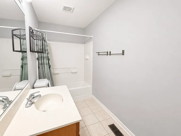 3131 Saganashkee Ln #3131 — Photo 14