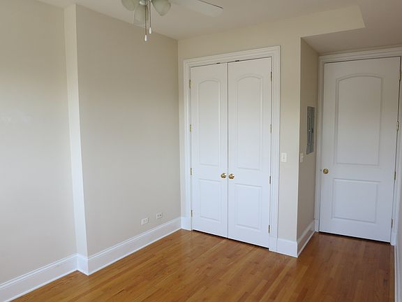 2nd image of 3646 N Hermitage Ave #3