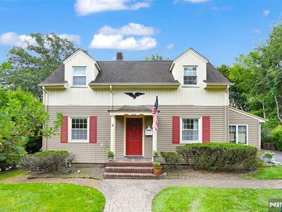 15 W Park Ave, Park Ridge, NJ, 07656