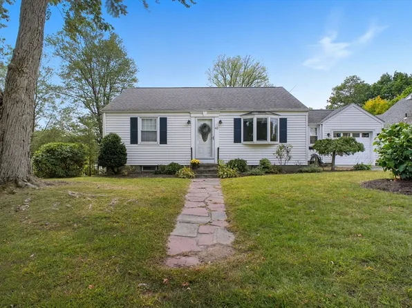 42 Geneva St, Springfield, MA 01151