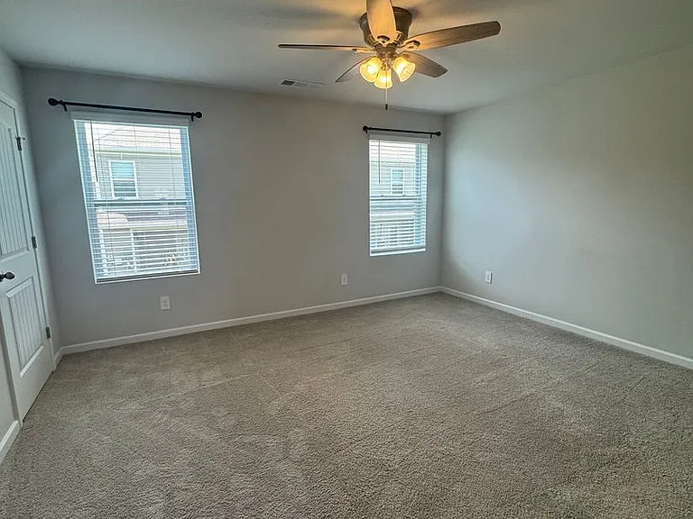 1406 Walker Way — Photo 17