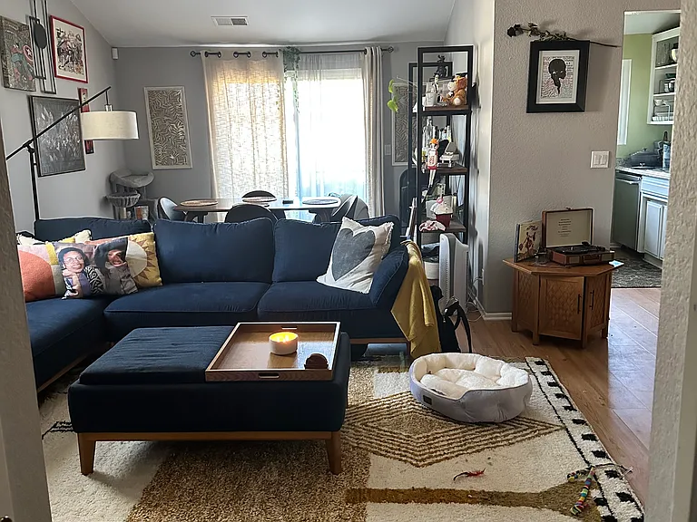 7439 Woodman Ave — Photo 4