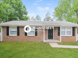 730 Rudd Ct, Charlotte, NC 28216