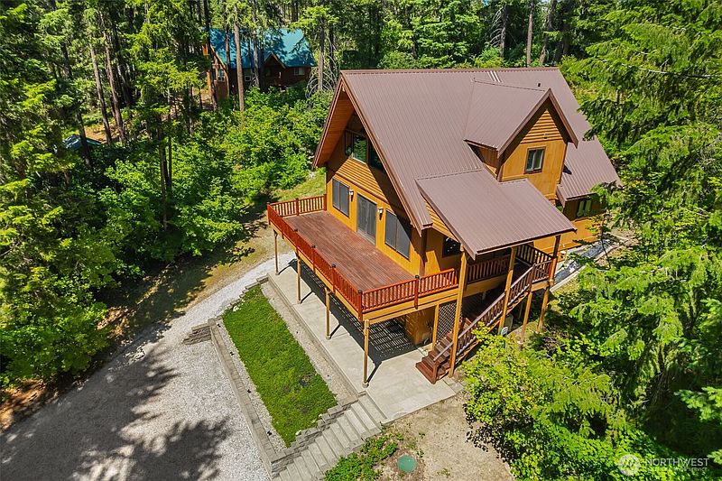 3rd image of 2454 Salal Drive