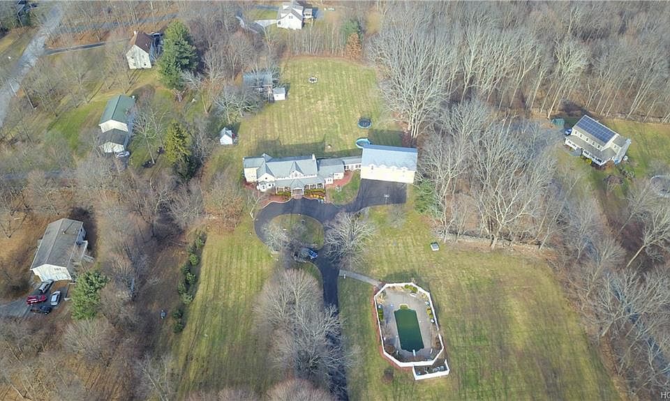 1st image of 23 Kings Hill Ter