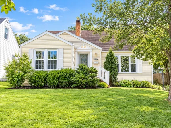 1822 Mayfair Dr NE, Grand Rapids, MI 49503